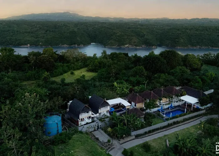 Nusa Sunshine Private Ceningan ヴィラ *